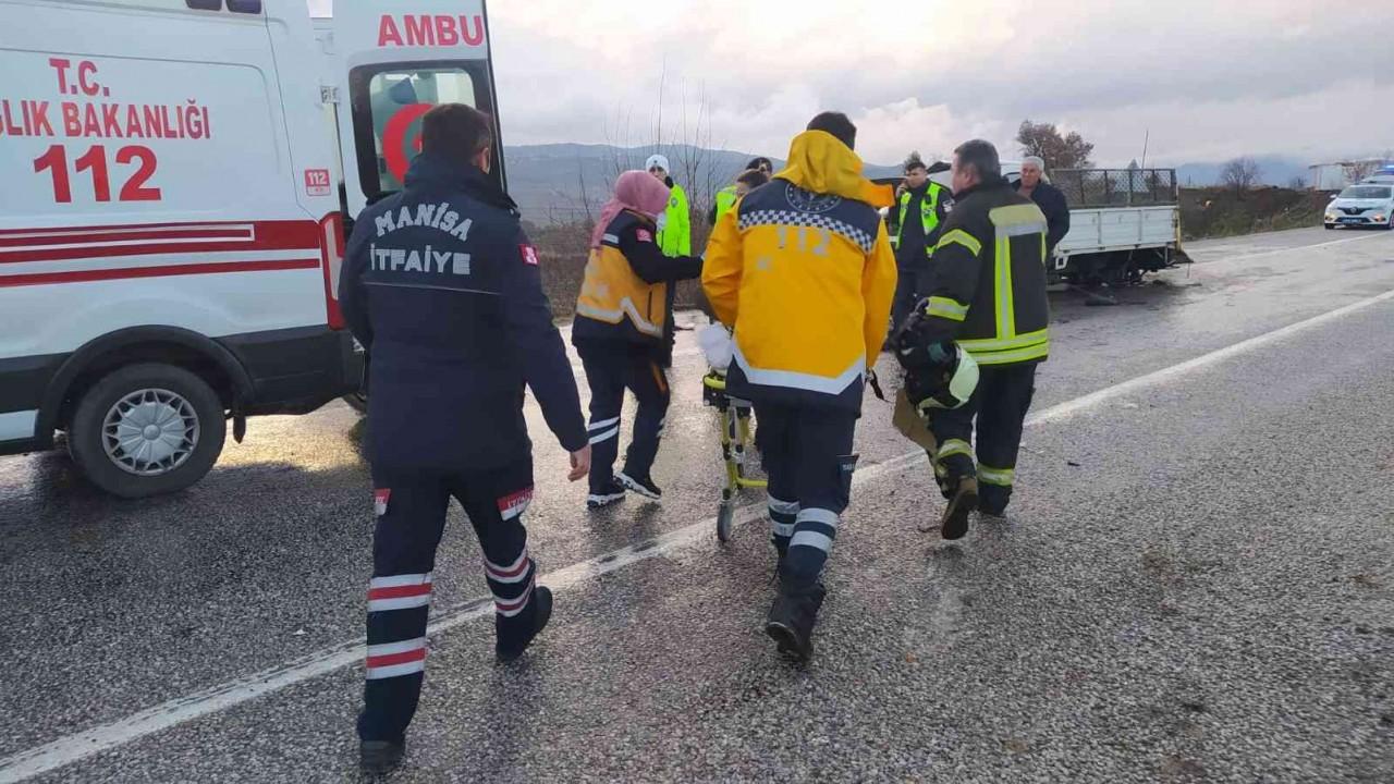 Manisa’da yağmur kazaya neden oldu: 1 ölü, 1 yaralı