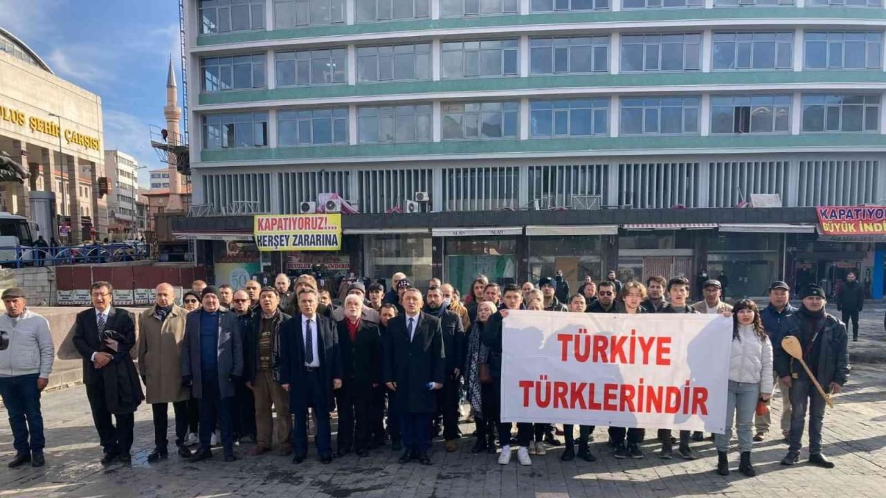 Türkiye Türklerindir Birliği’nden Anayasa’dan Türk ifadesinin çıkarılması söylemlerine sert tepki