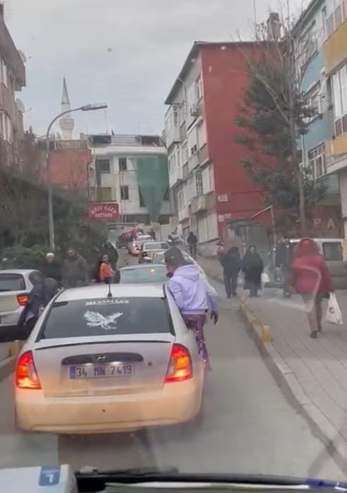 Düğün konvoyu ambulansa yol vermedi, o anlar kameraya yansıdı