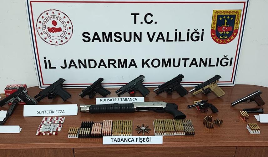 Samsun’da ruhsatsız 10 silah ele geçirildi