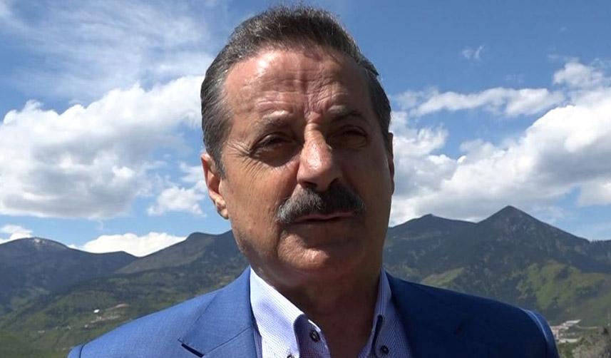 AK Parti'li Artvin Milletvekili adayı Çelik: "Masalarını yönetemeyenlerin, ülkeyi yönetmeye imkanları yoktur"