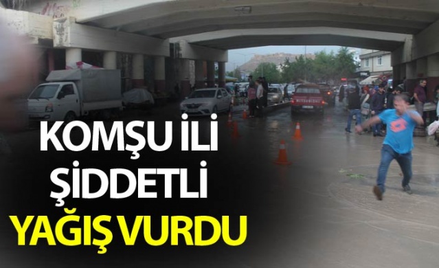 Bayburt’ta sağanak yağış sele neden oldu