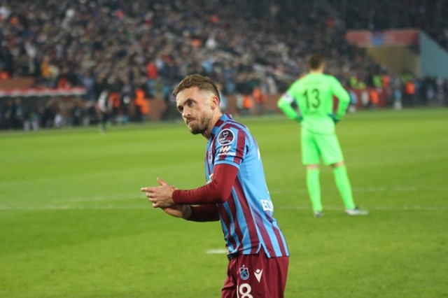 Trabzonspor Konyaspor maçından kareler. 13 Ocak 2022 - Foto Galeri.