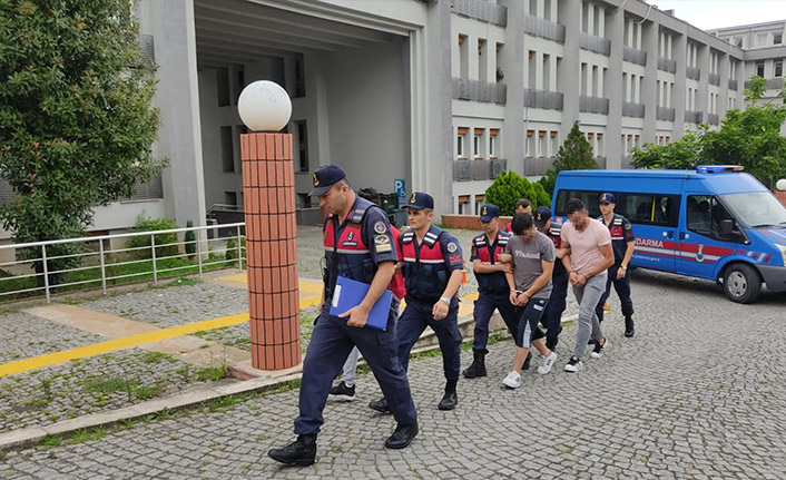 400 adet mutfak tüpü çalan hırsızlar yakalandı