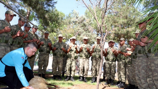 Mardin Sınır Karakolu'nda Mehmetçiğin Bayramı