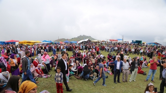 Trabzon Kurtdüzü yayla Festivalinde buluştu