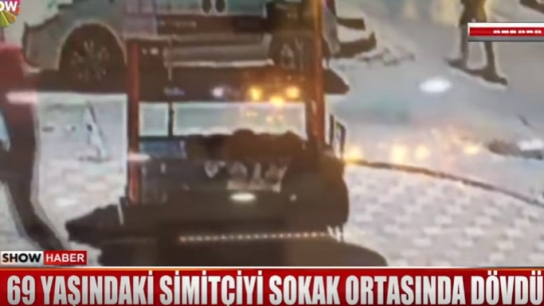 69 yaşındaki simitçiyi sokak ortasında dövdü!