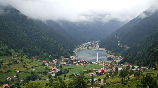 Trabzon'un doğa cenneti Uzungöl'de imar kirliliği sorunu bitmiyor