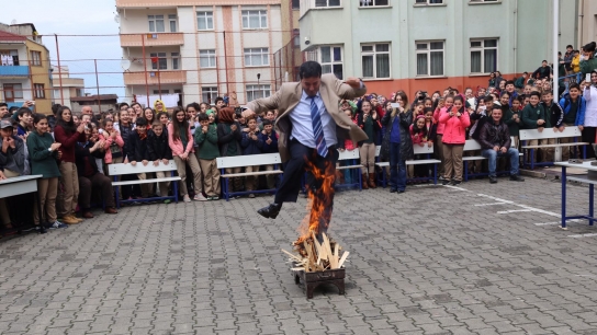 Nevruz bayramı Trabzon'da kutlandı