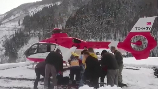 Ambulans helikopter Trabzon'dan Artvin'deki hasta için havalandı!