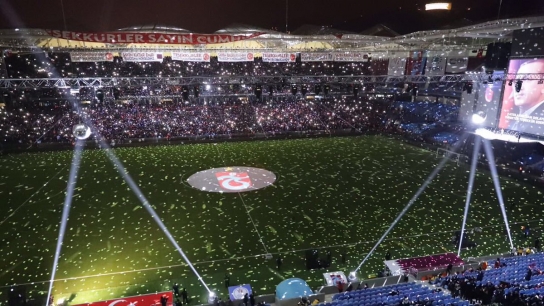 Şenol Güneş Stadyumu'nun muhteşem açılışı