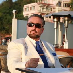 Adnan Oktar'dan Müthiş Performans