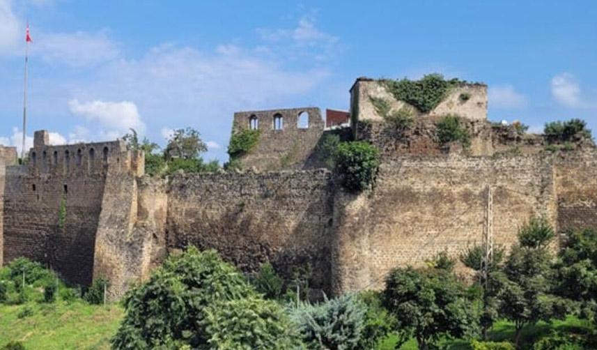 Trabzon Kalesi: Tarih Kokan Bir İhtişamın İzinde