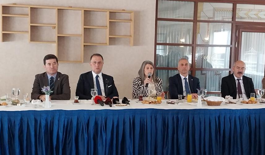 Trabzon'da Ahmet Kaya ve Sibel Suiçmez'den Süleyman Soylu'ya yanıt