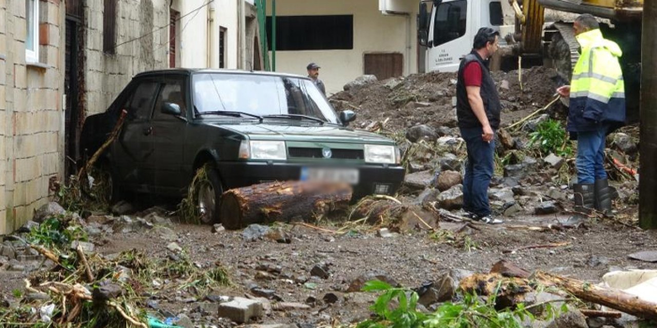 Giresun'da yaşanan sel sonrası 1 vatandaşa henüz ulaşılamadı