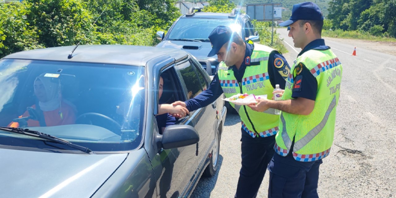 Giresun Espiye'de jandarmadan trafik denetimi