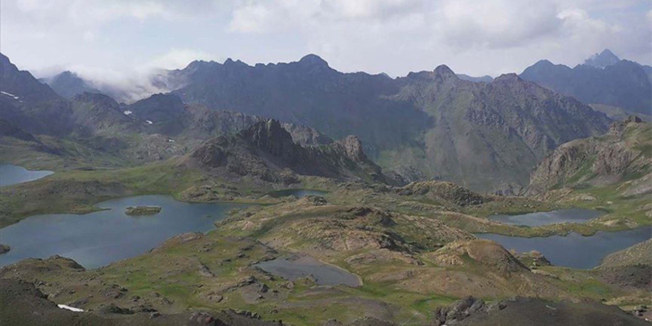 Rize Kaçkar Dağları'nda düşen dağcı için kurtarma çalışmaları başladı