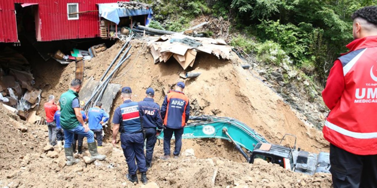 Giresun'da göçük sonucu 1 işçinin öldüğü fabrikanın faaliyetleri durduruldu