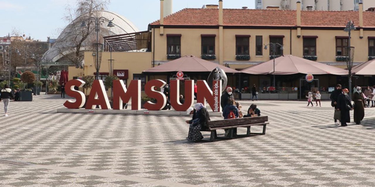 Samsun'da tır ile otomobil çarpıştı! 1'i bebek 2 yaralı