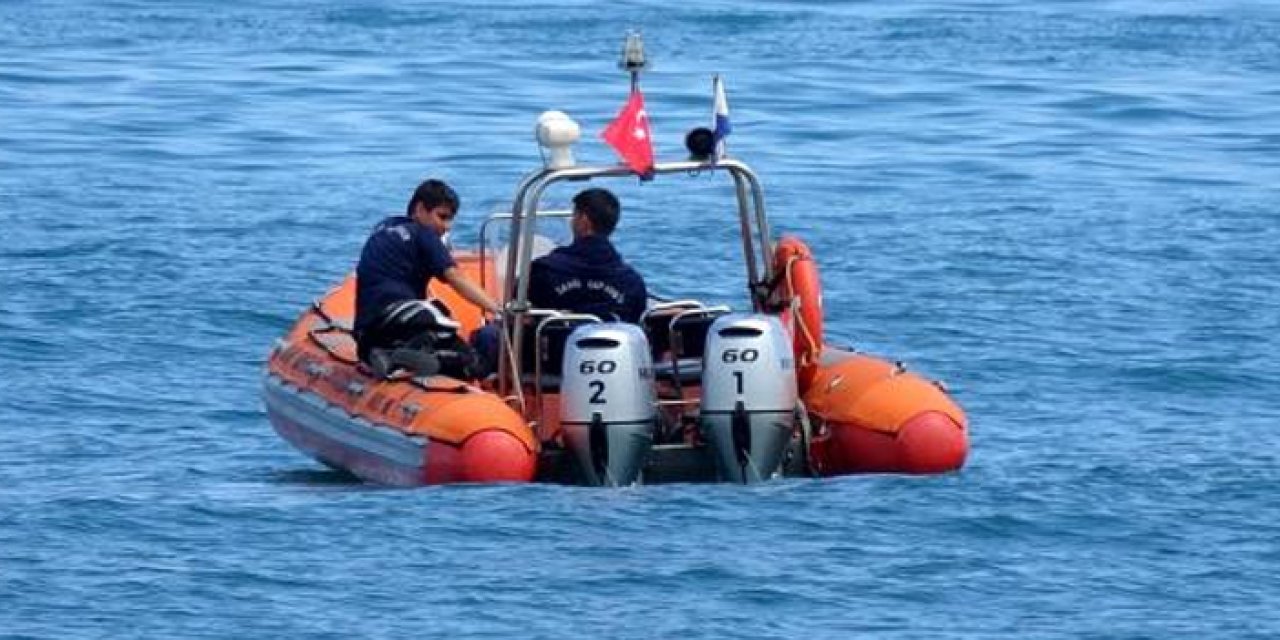 Trabzon'da kayığı boş bulunan balıkçı için arama çalışmaları sürüyor