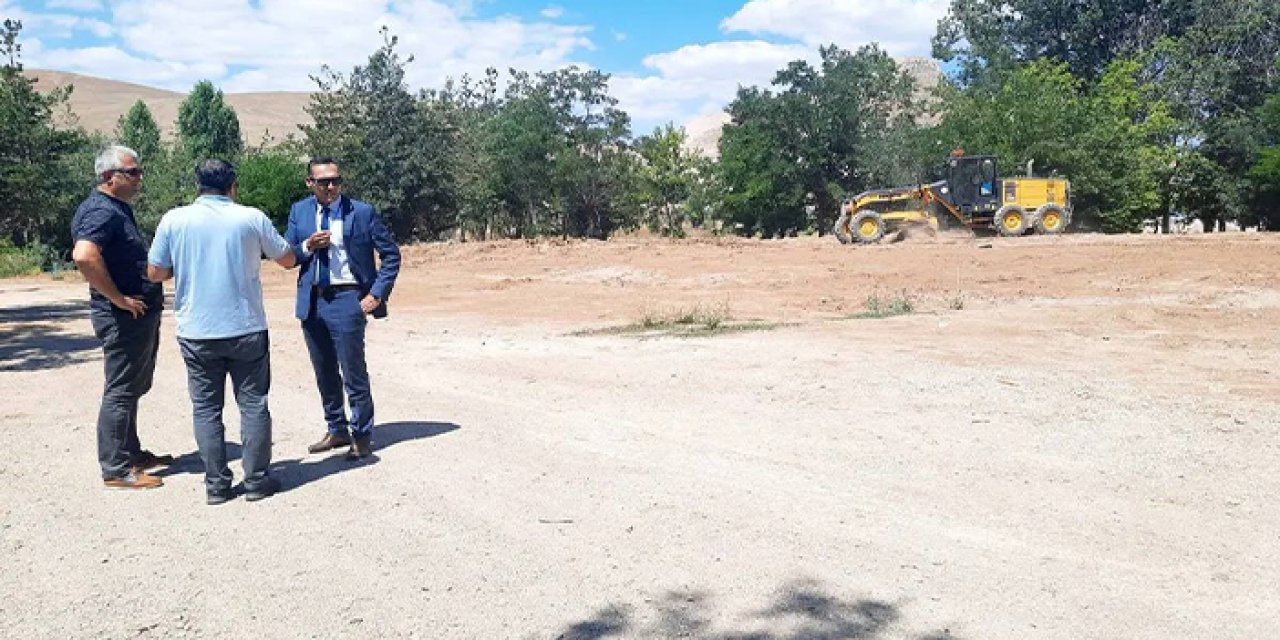 Okulların açılmalarına az kaldı! Bayburt'ta yeni eğitim öğretim yılı hazırlıkları sürüyor