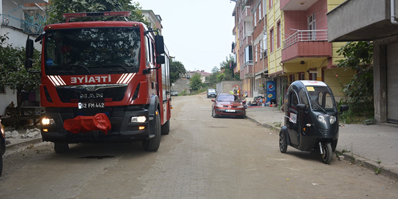 Ordu'da yangın! Karton ve kağıtlar alev aldı