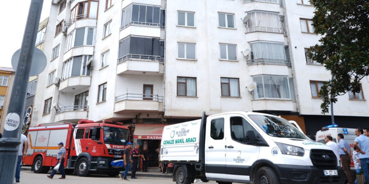 Ordu'da 75 yaşındaki vatandaş apartman boşluğuna düştü! Acı haber geldi