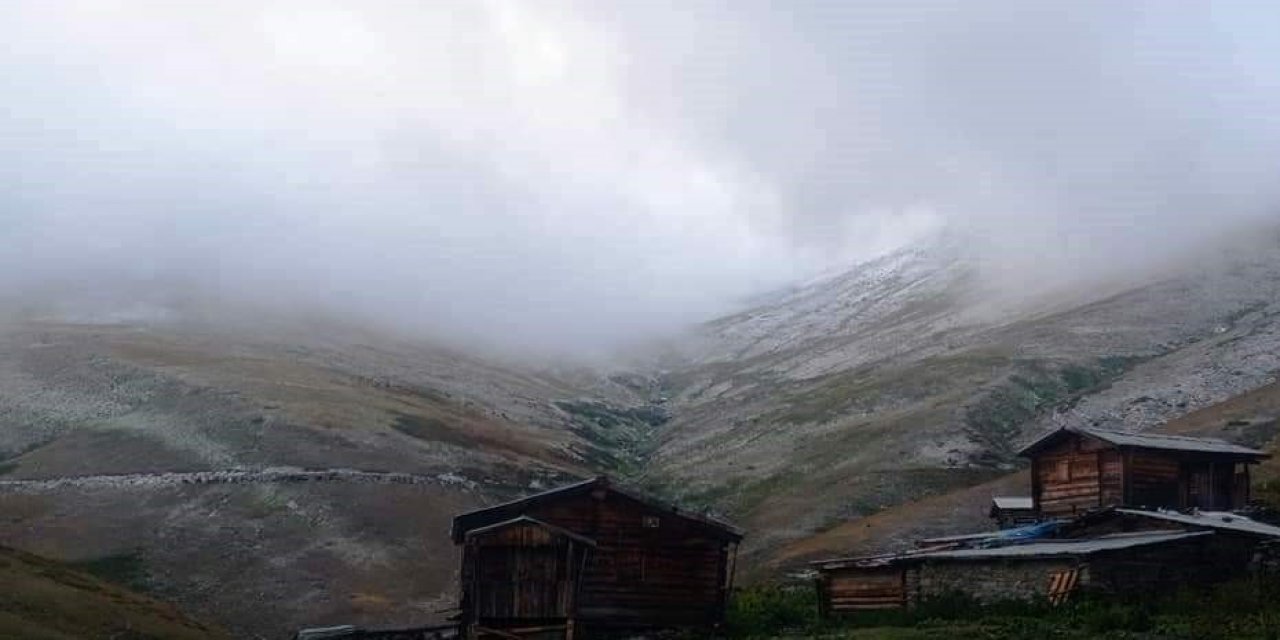 Karadeniz ilinde dağlara kar yağdı