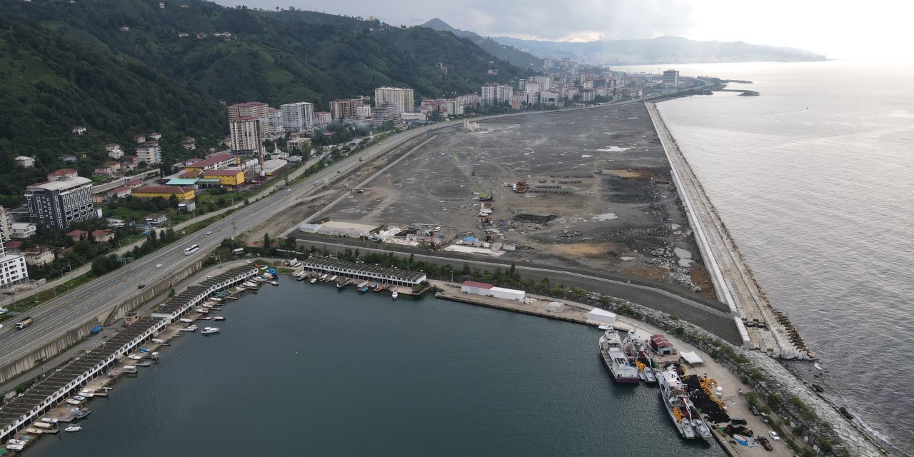 Rize Şehir Hastanesi dolgusunda sona geliniyor