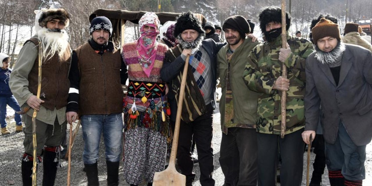 Gümüşhane'de belediye başkan vekiline Kalandar dayağı