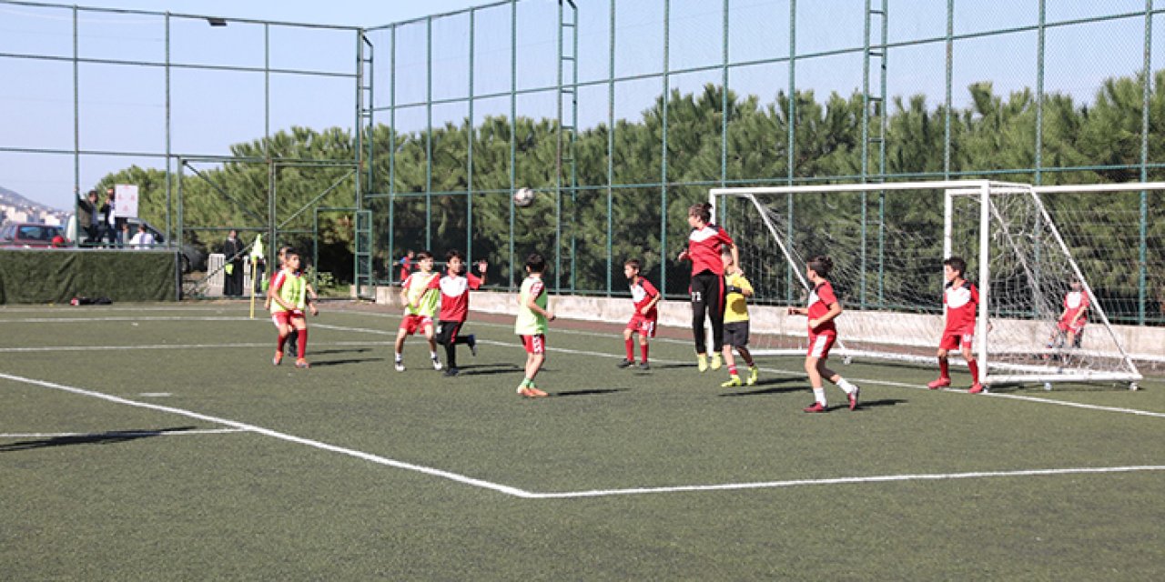 Akçaabat'ta futbol şenliği düzenlendi