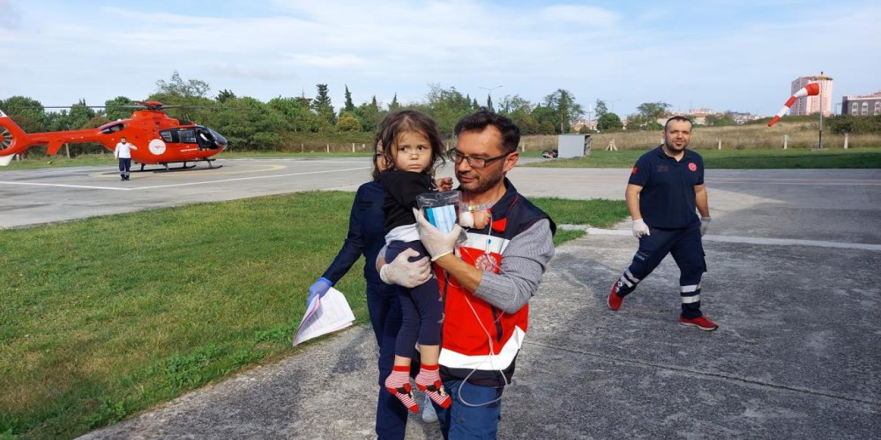 Samsun'da 2 yaşındaki kız çocuğunun yardımına ambulans helikopter yetişti