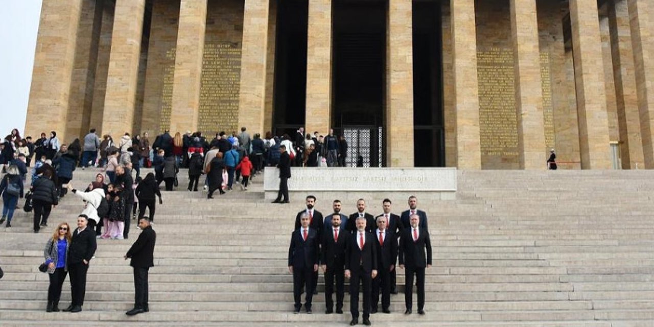 Akademik Spor Araştırmaları Derneği'nden Anıtkabir'e ziyaret