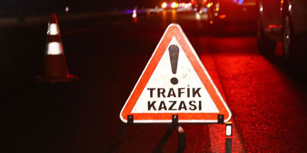 Samsun'da sürücü hakimiyetini kaybedip ağaca çarptı! 2 yaralı