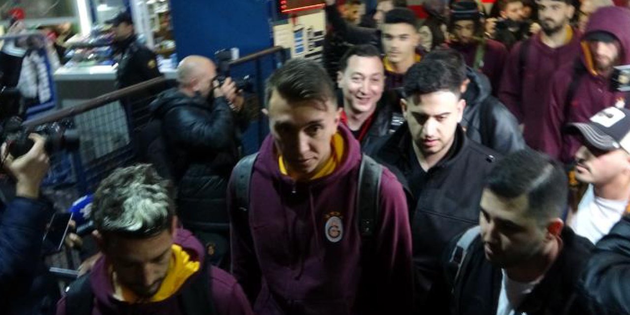 Galatasaray kafilesi Trabzon’da O isim için açıklama! “İnşallah oynar