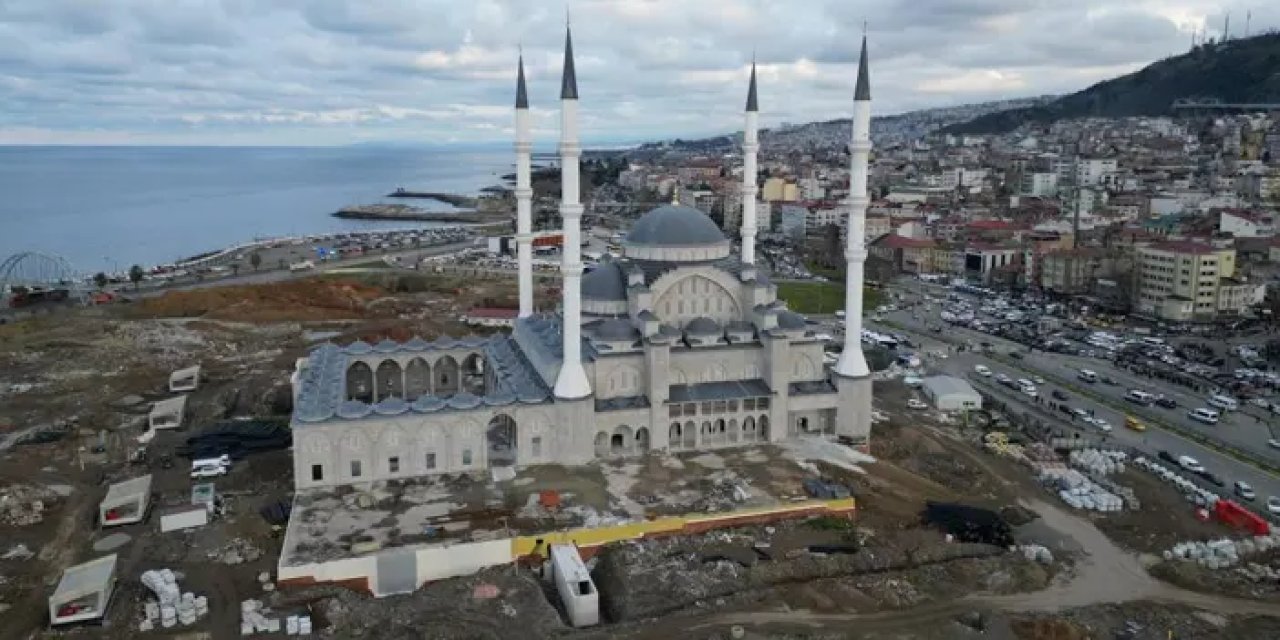 Doğu Karadeniz'in en büyüğü olacak! Trabzon'daki cami inşaatında sona doğru