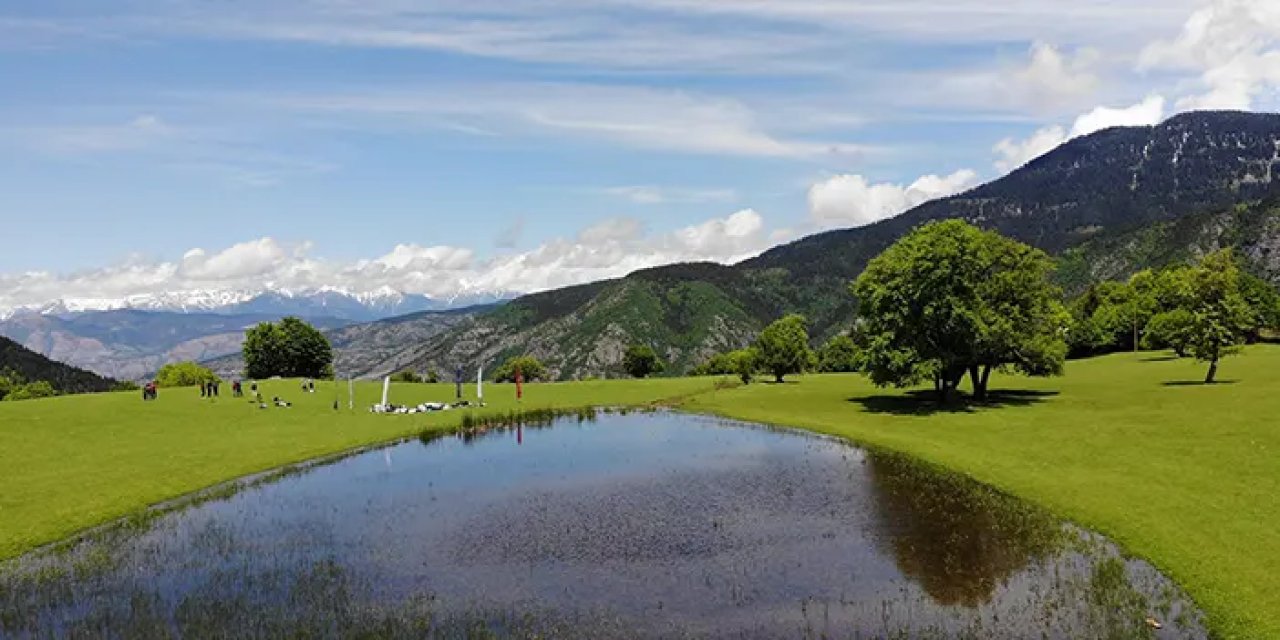 Artvin'de bu göl yılda sadece 2 ay ortaya çıkıyor