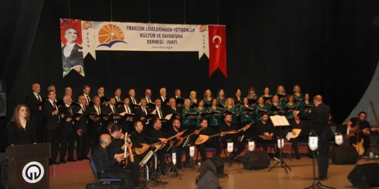 Trabzon'da TLYD THM Topluluğu'ndan beğeni toplayan konser