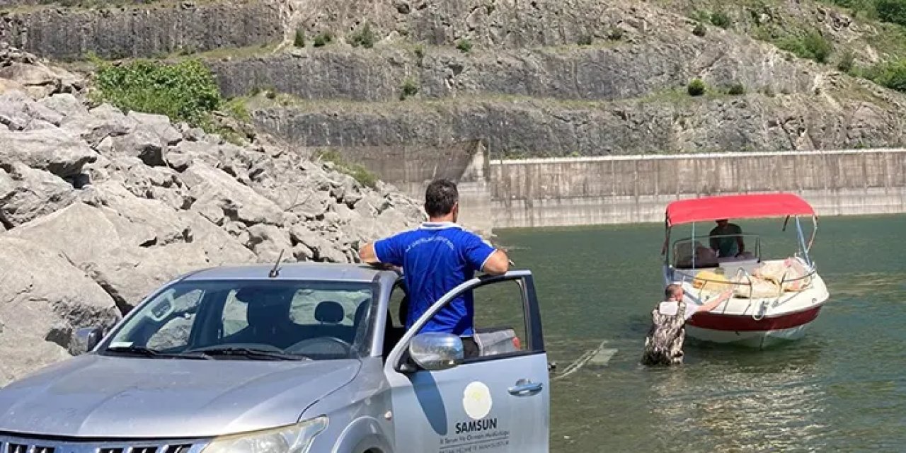 Samsun'da denetimde yakalanan balıklar suya bırakıldı