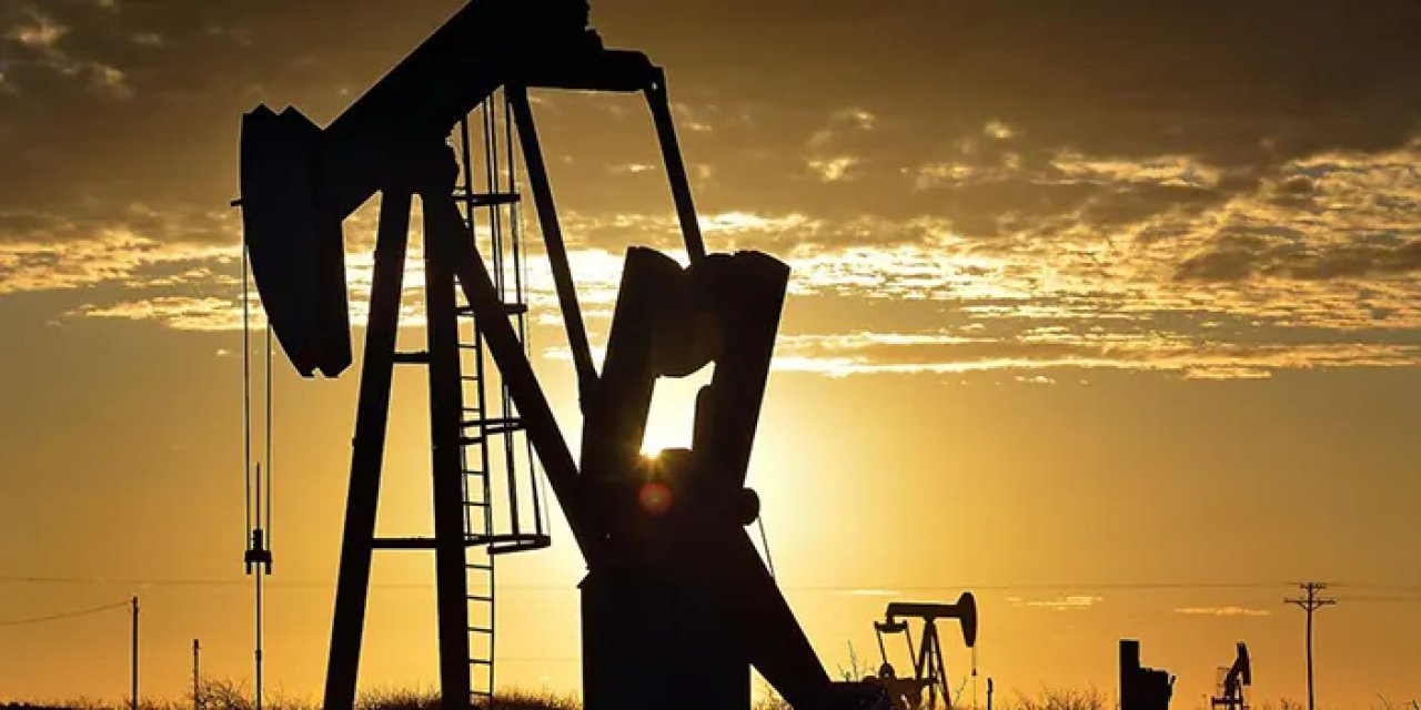 Brent petrolün varil fiyatı düştü! 79,77 dolardan işlem görüyor