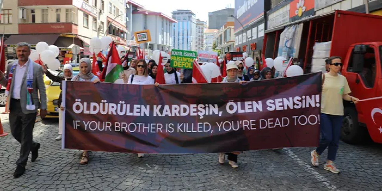 Rize'de sessiz İsrail protestosu