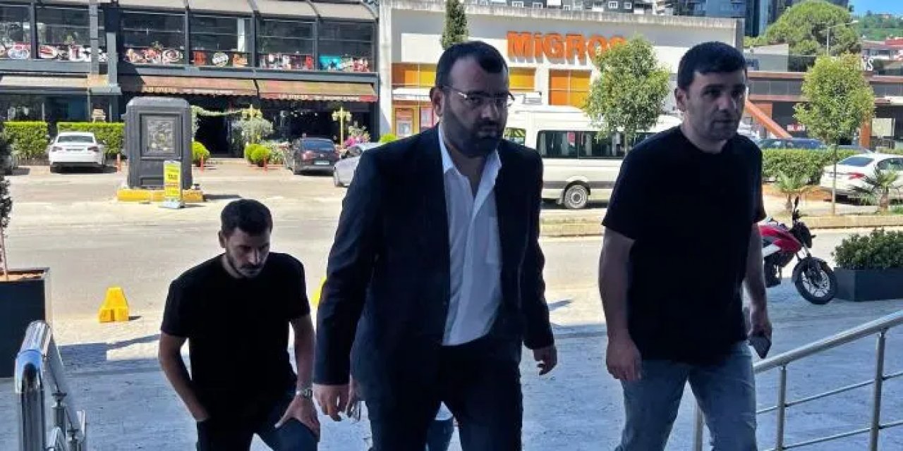 Ogün Samast İstanbul'daki duruşma için Trabzon Adliyesi'nde