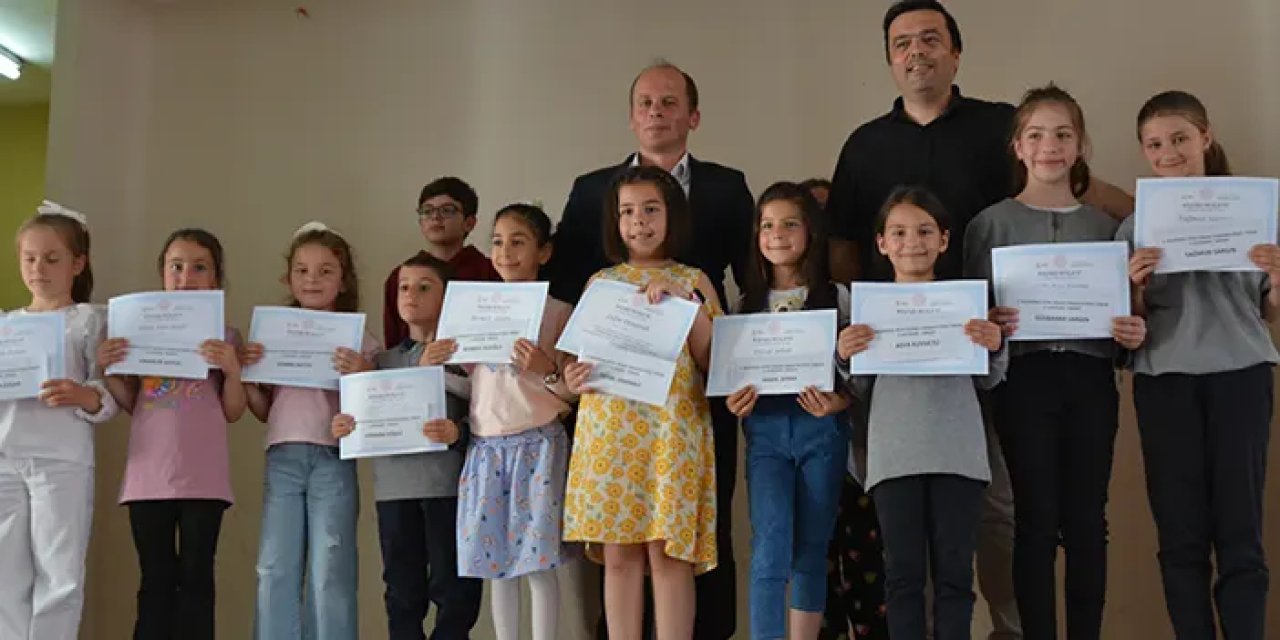 Trabzon'da okuma yarışmasında ödüller sahiplerini buldu