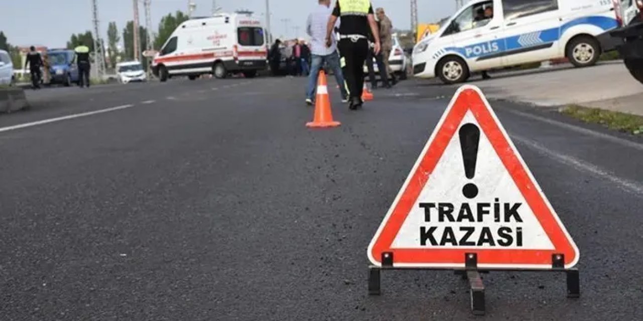 Sivas’ta hakimiyetini kaybeden motosiklet sürücüsü yaşamanı yitirdi