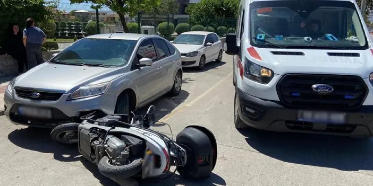 Çorum’da otomobil ile motosiklet kafa kafaya çarpıştı! 1 yaralı