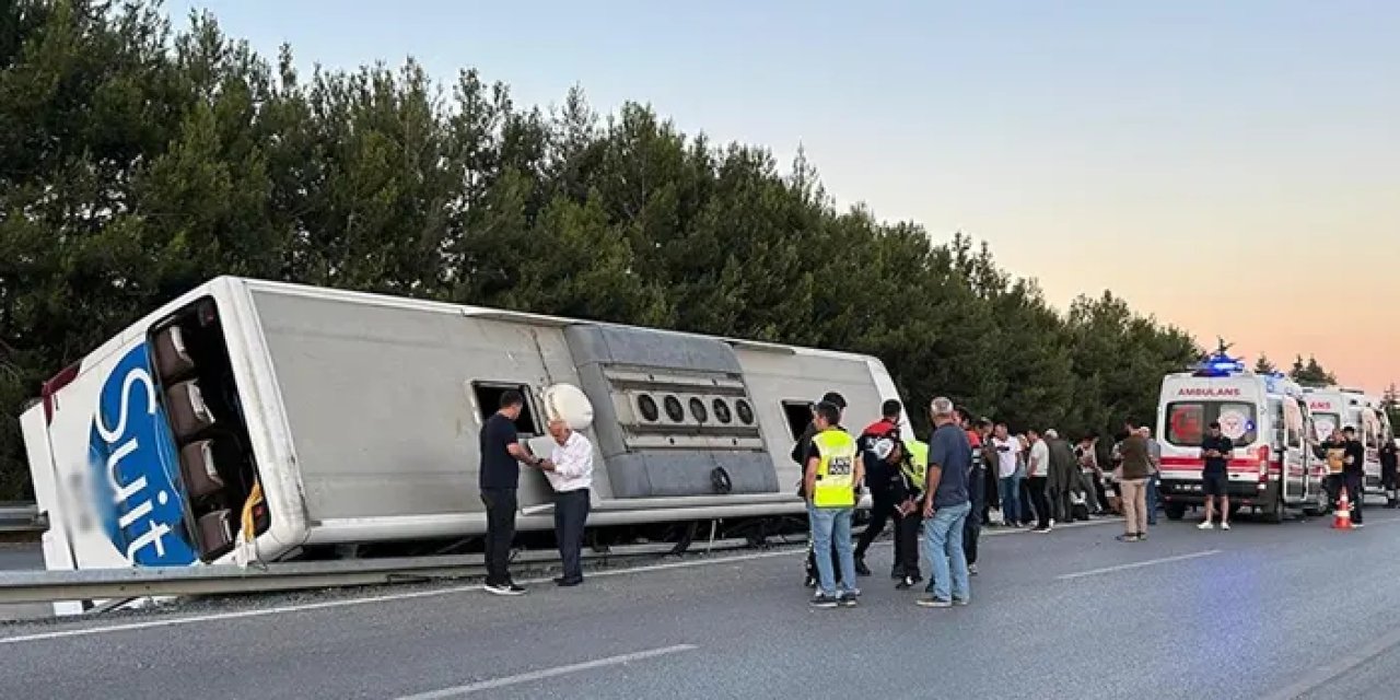 Uşak’ta feci kaza! 11 kişi yaralandı