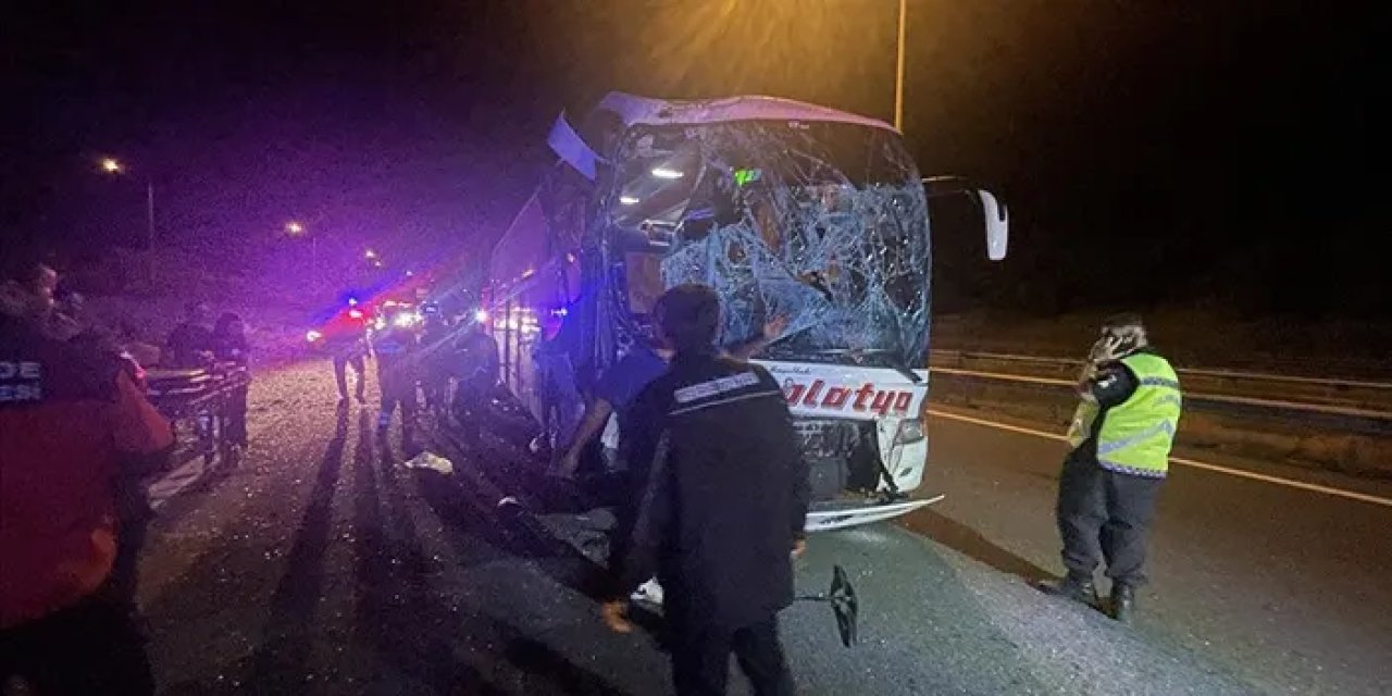 Bolu’da yolcu otobüsleri çarpıştı! 15 yaralı
