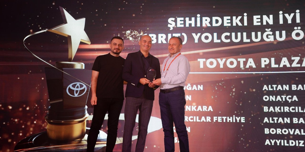 Toyota Plaza Ayyıldız Yüksek Satış Performansıyla Ödülün Sahibi Oldu