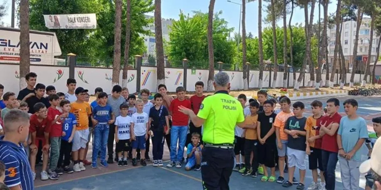 Samsun’da öğrencilere trafik eğitimi