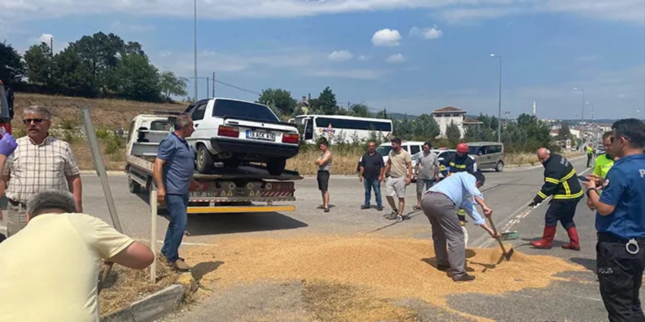 Samsun'da otomobille traktör çarpıştı! 3 yaralı